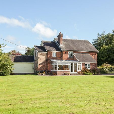 Fir Tree Cottage Standon Экстерьер фото